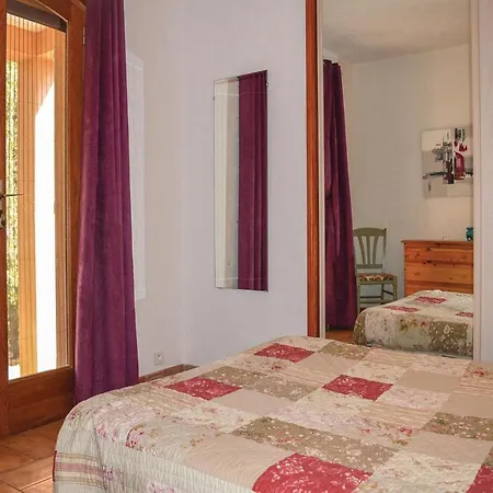 Three-bedroom Holiday In Vecchio *