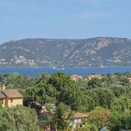 Σπίτι διακοπών Three-bedroom Holiday In Vecchio *