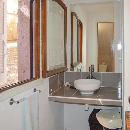Three-bedroom Holiday In Vecchio *